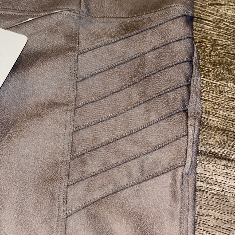 Athleta Delancey Moto Leggings Metallic Taupe Shimmer Size M NWT - Picture 7 of 14
